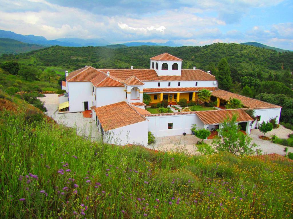 A private Andalusian estate for retreats, workshops and celebrations